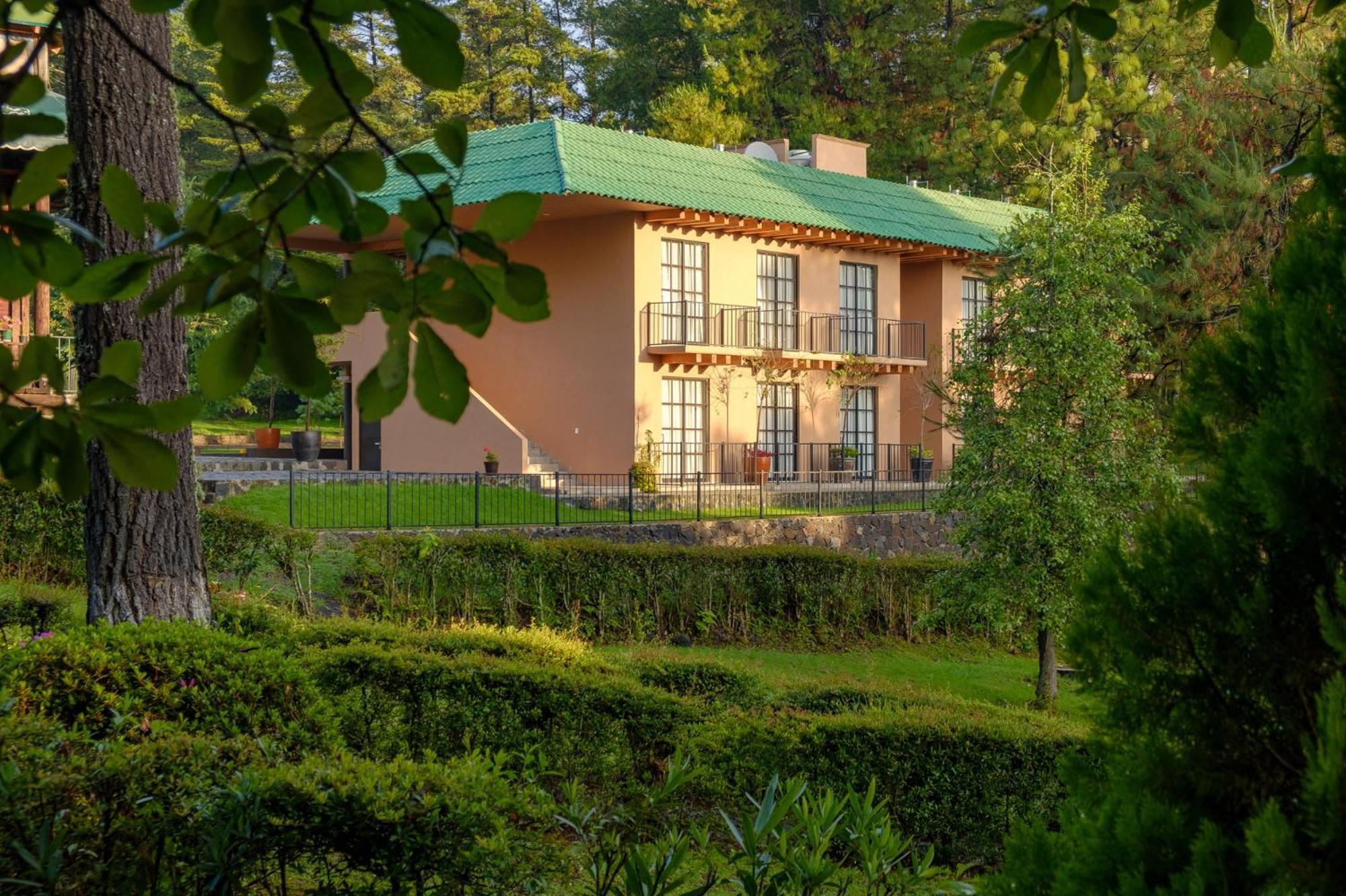 Zirahuen Forest And Resort Eksteriør billede